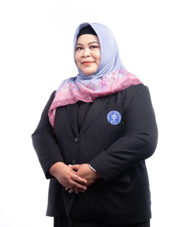 DEDE-FATMAH-2-min-scaled-370x452